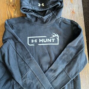 Under Armour Black Hoodie with Hunt Graphic